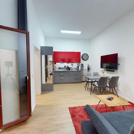 Sweethome - Luxus Pur - Grosse Kueche, Wifi Magdeburg Eksteriør billede