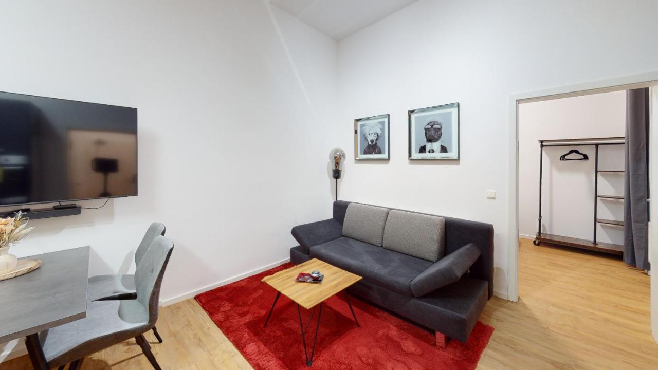 Sweethome - Luxus Pur - Grosse Kueche, Wifi Magdeburg Eksteriør billede